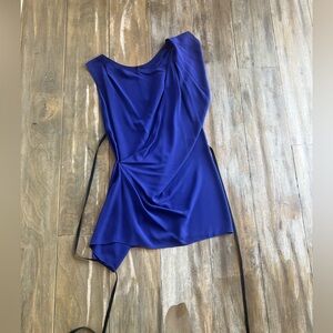 Blue asymmetrical top